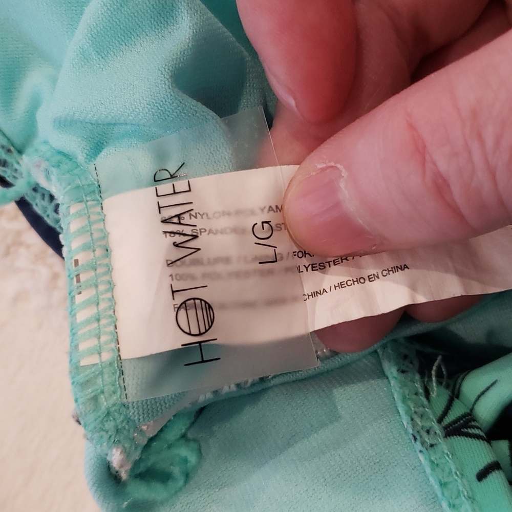 Hot Water - Picture 7 of 9